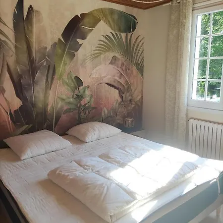 Дом отдыха Maison Avec Piscine Privee, Proche